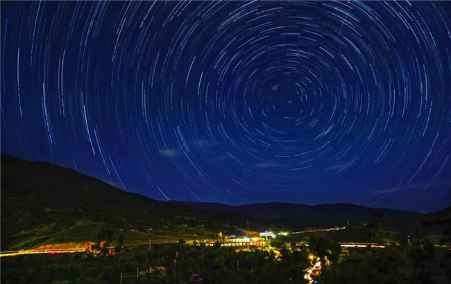“仲夏夜之夢” 赴一場雞足山的浪漫星空！