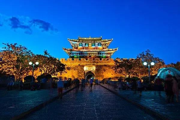 大理傳媒公司：漫步大理古城，盡享漫時(shí)光