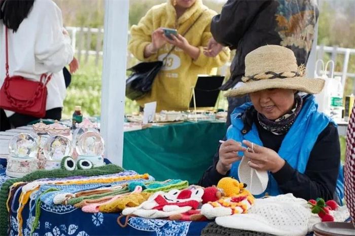 大理旅行：洱海邊，稻田里的集市；“文藝小青年們“”不一樣的