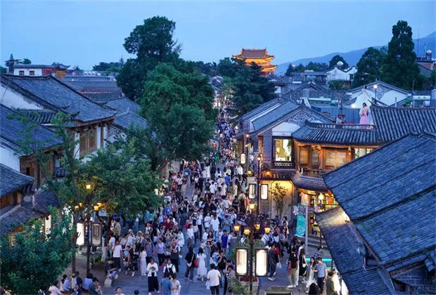文旅周刊丨大理一村落擬入選中國美麗休閑鄉(xiāng)村、暑期大理旅游“熱”力十足